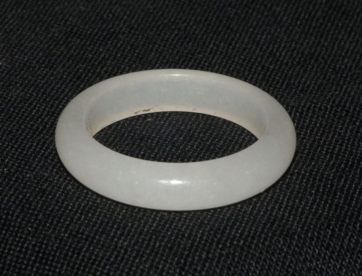 Vintage Chinese Semi Translucent White Jadeite Jade Ring Sz.7 (LeS) R8