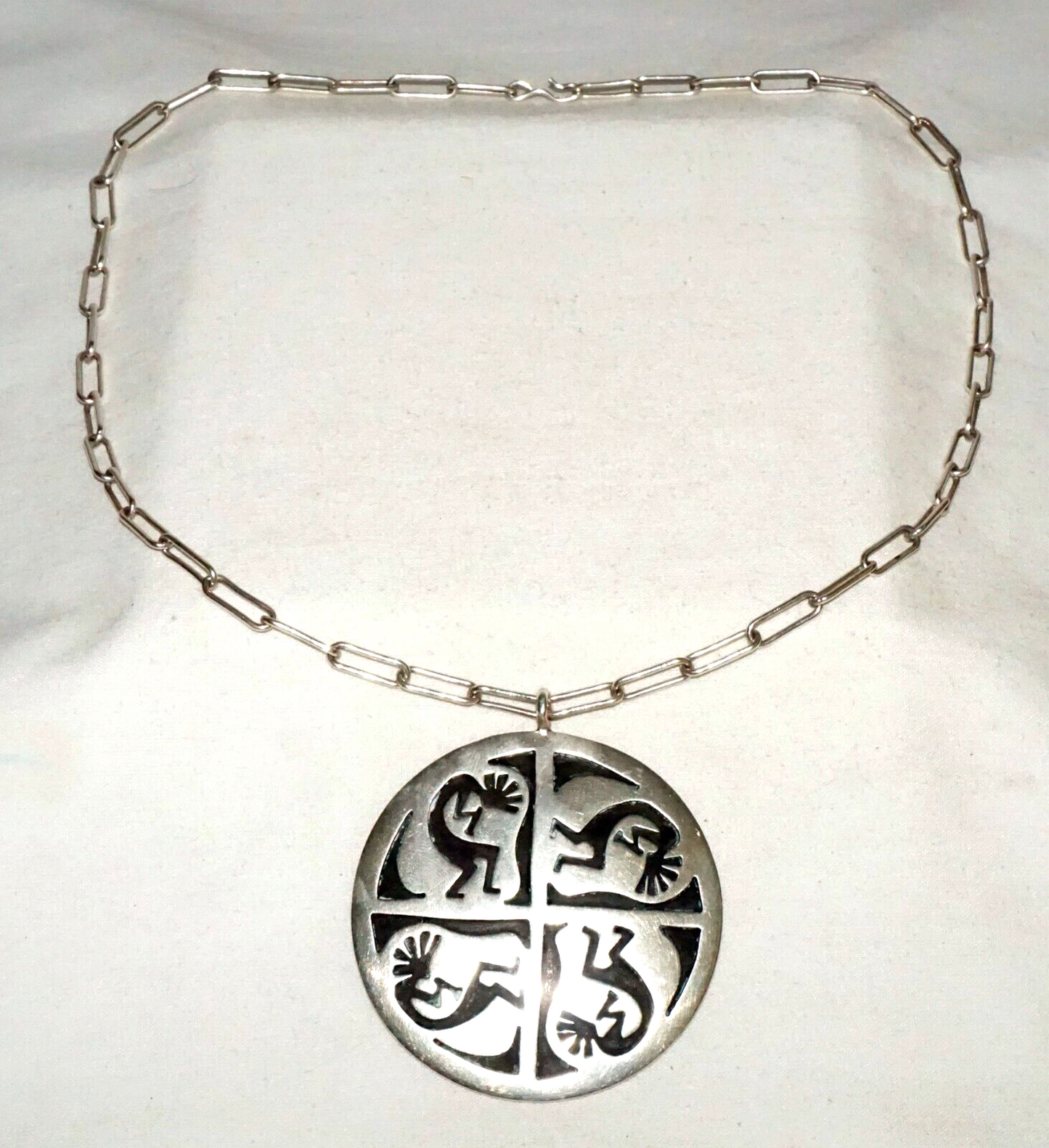 Vtg. S.W. US Sterling Silver Necklace & Pendant Kokopelli & Man in Maze (BeM)