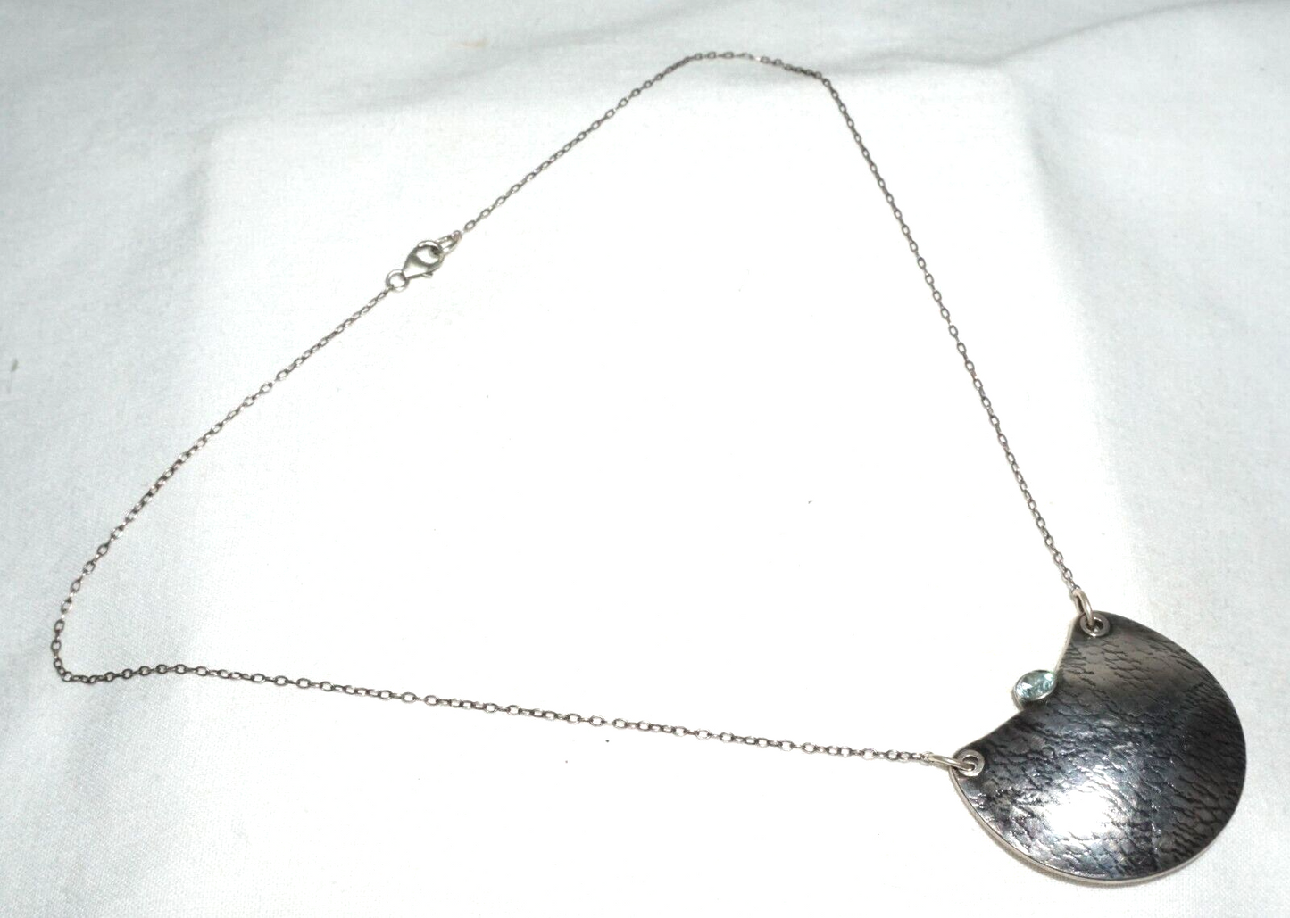 Vintage Sterling Silver Artisan Made Necklace & Texture Pendant w. Quartz (JoD)