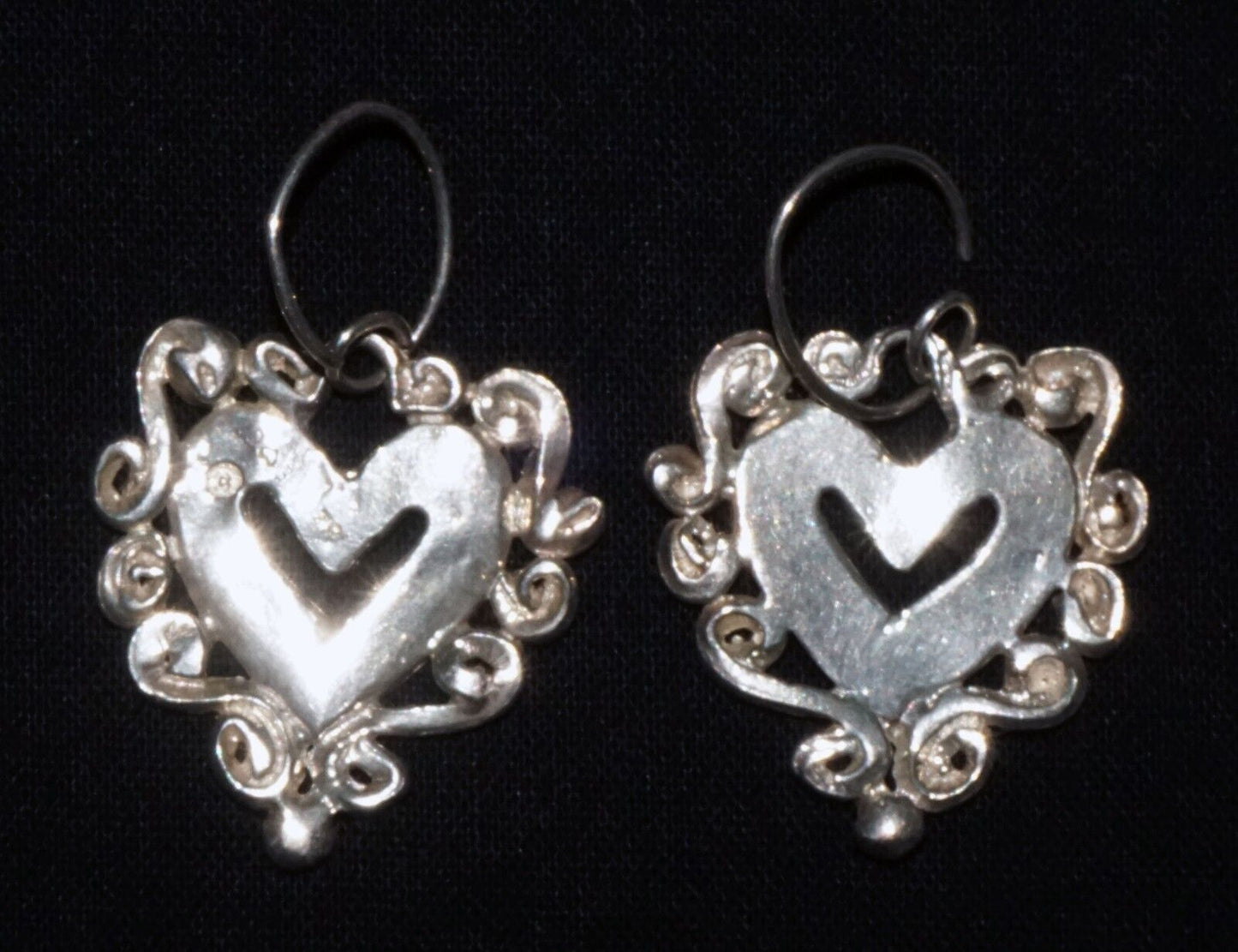 Vintage Hawaii Sterling Silver Heart & Scroll Border Earrings by E Heart C (WoJ)