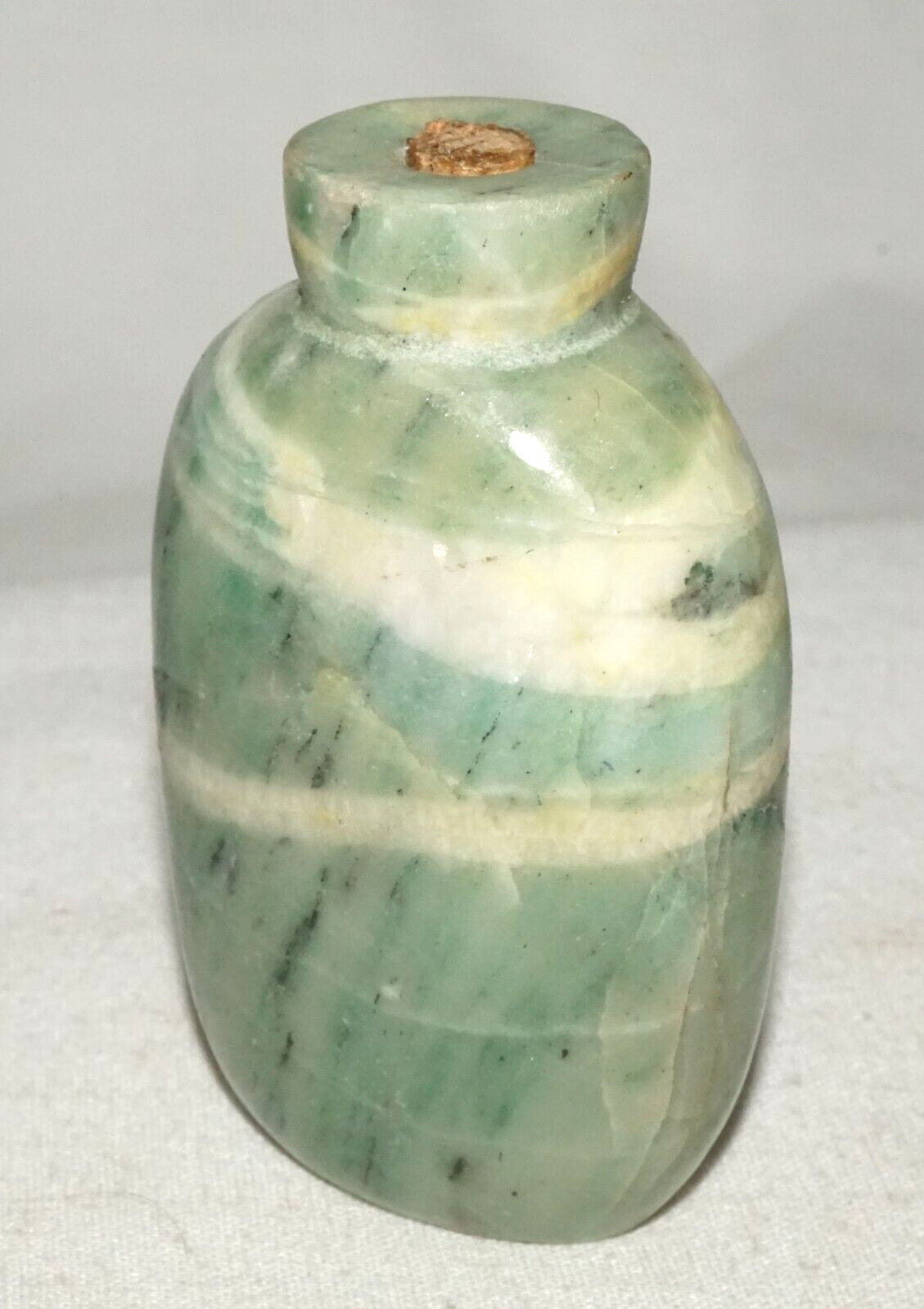 Vintage Chinese Striated Green & White Jadeite Jade Snuff Bottle (LeS)