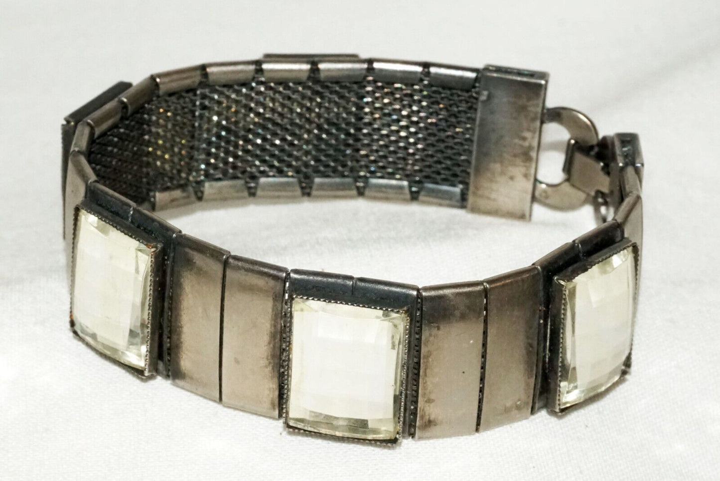 Vintage Fashion Sectional Bracelet set w. 5x Facetted Rhinestone Accents (PaS)