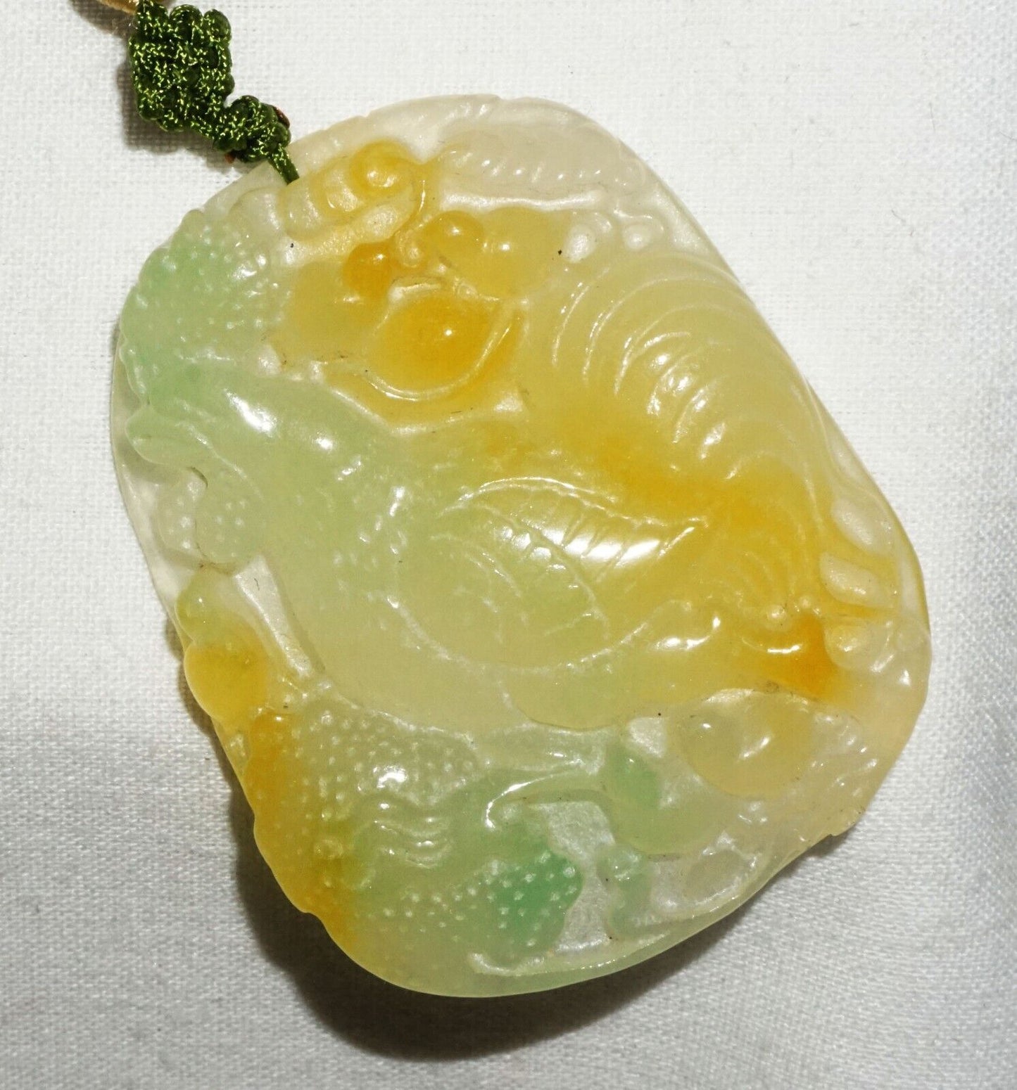 Vintage Chinese Semi Translucent Jadeite Jade Pendant w. Chicken & Chicks (---)