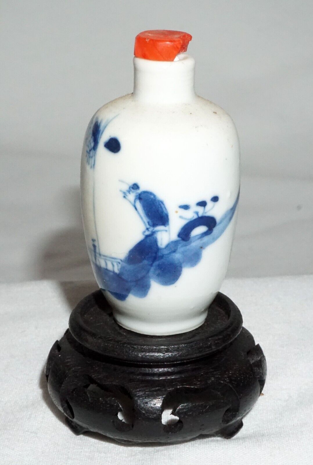 Vintage Chinese B&W Porcelain Snuff Bottle w. Figure in Landscape Motif (LLA)