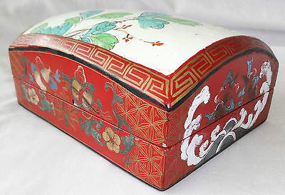 19CT CHINESE LACQUER BOX TOP INSET w. STONE WARE FRAGMENT w. FLORAL MOTIF (Coo)