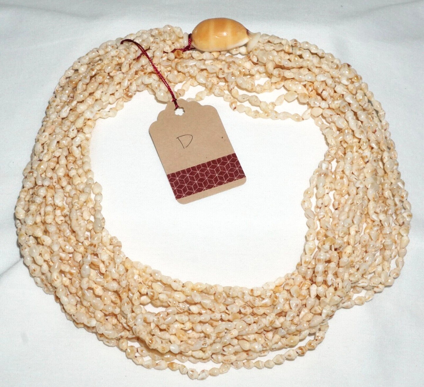 Vintage Hawaii 10x Single Strand Niihau Shell Necklace w. Cowry Clasp (KiA)D