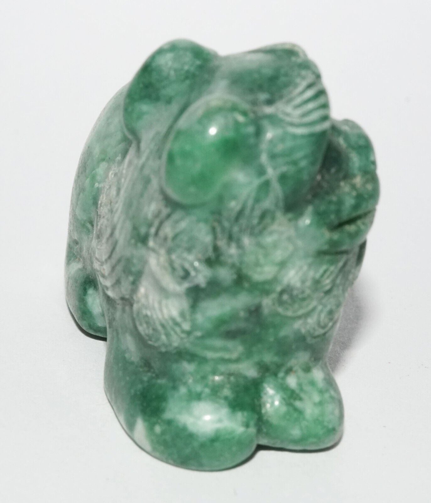 Vintage Chinese Jadeite Jade Carved Snuff Bottle w. Resting Foo Dog (LeS) G12