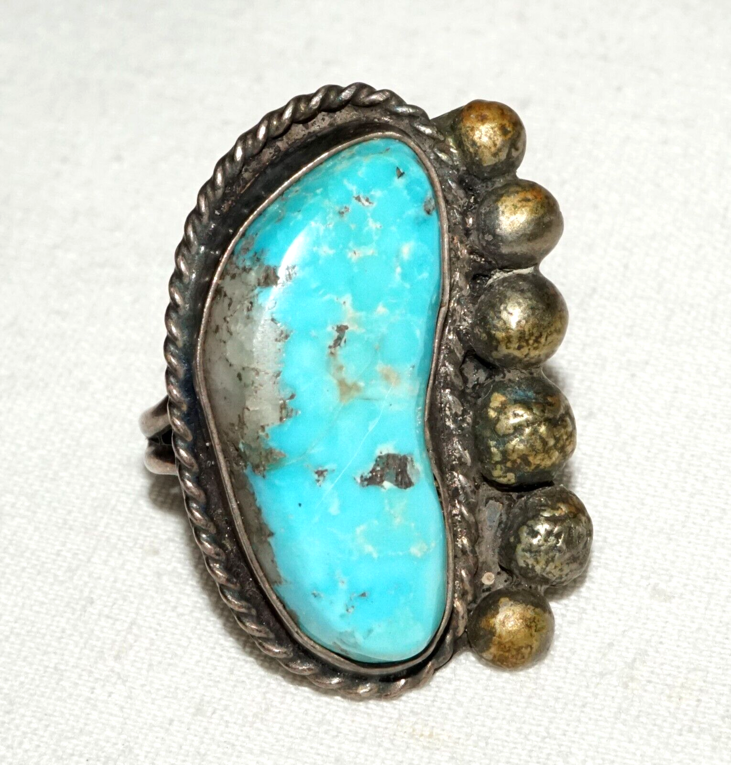 Vintage S.W. Silver Ring Sz.5 w. Attractive Turquoise Accent (LeS)L18