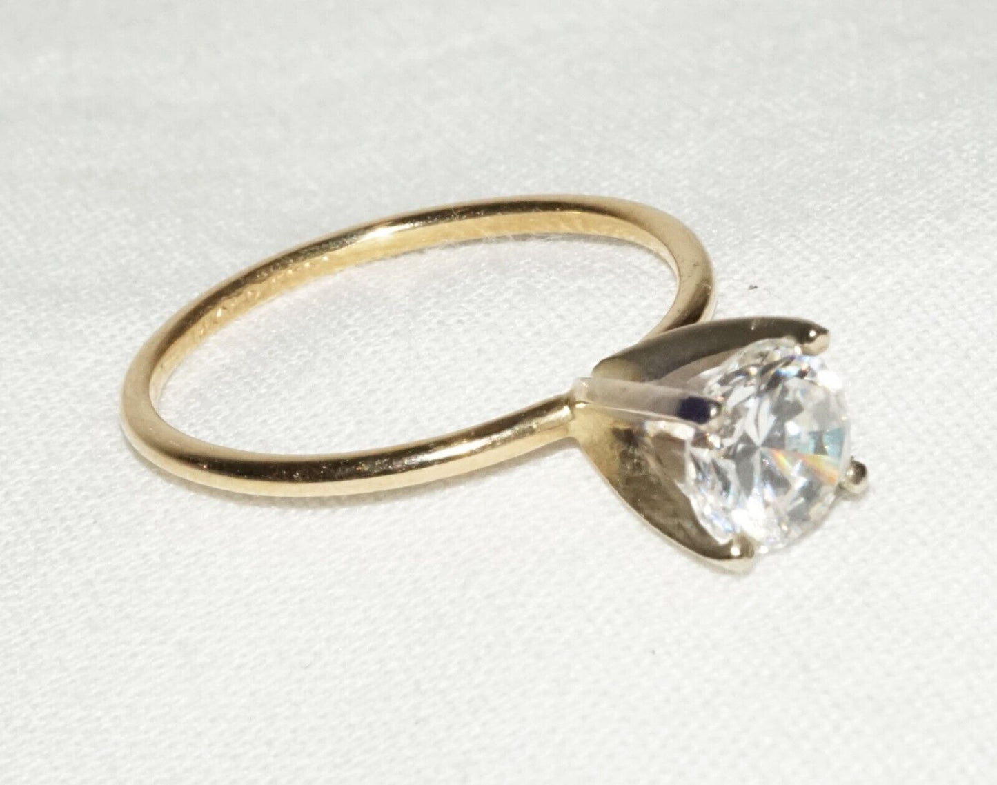 Vintage 14k Yellow Gold Engagement Ring Sz.7 w. 1ct. Cubic Zirconia Accent (YRa)