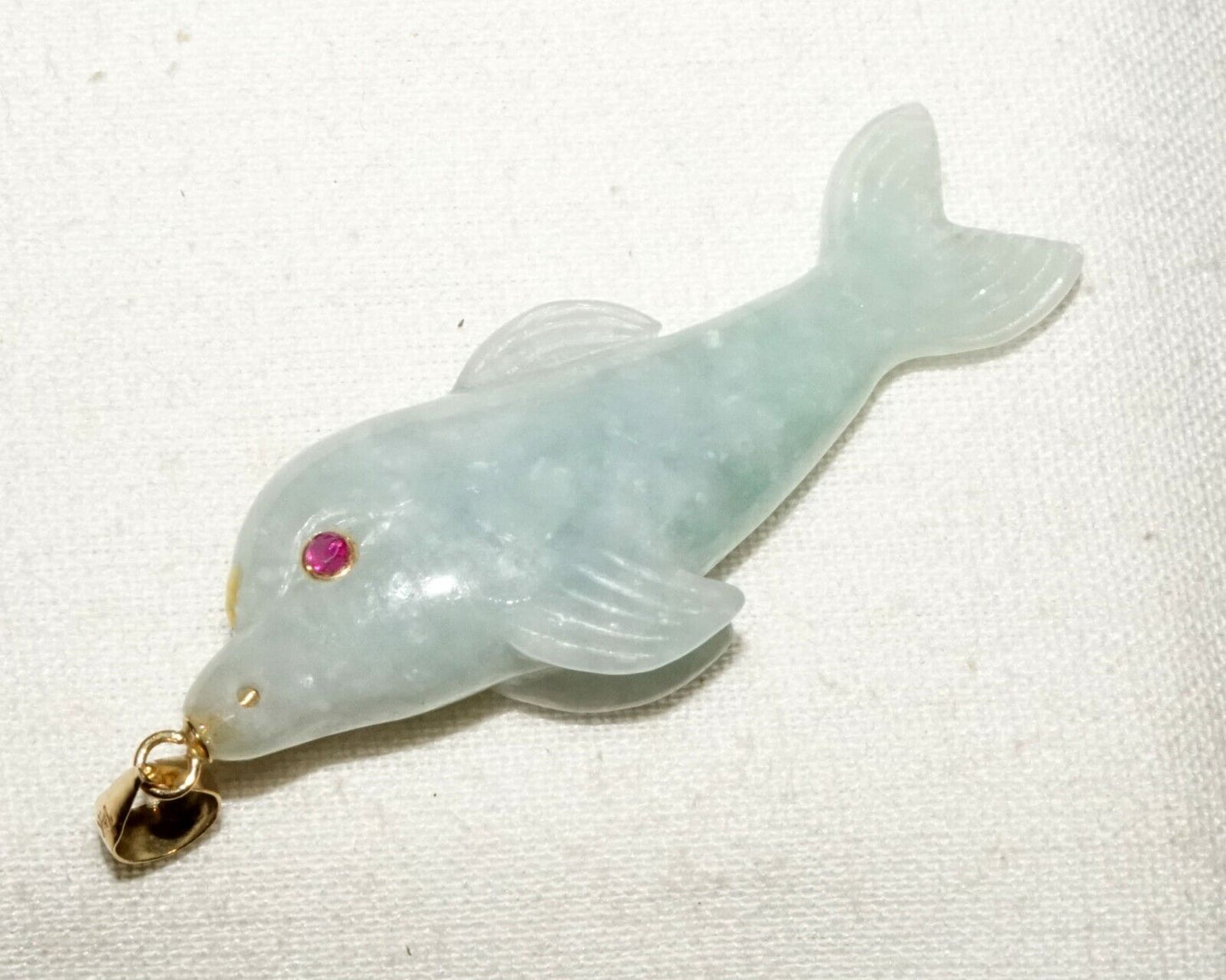 Vintage Chinese 14k Yellow Gold Jadeite Jade Dolphin Pendant w. Ruby Eyes (KiL)