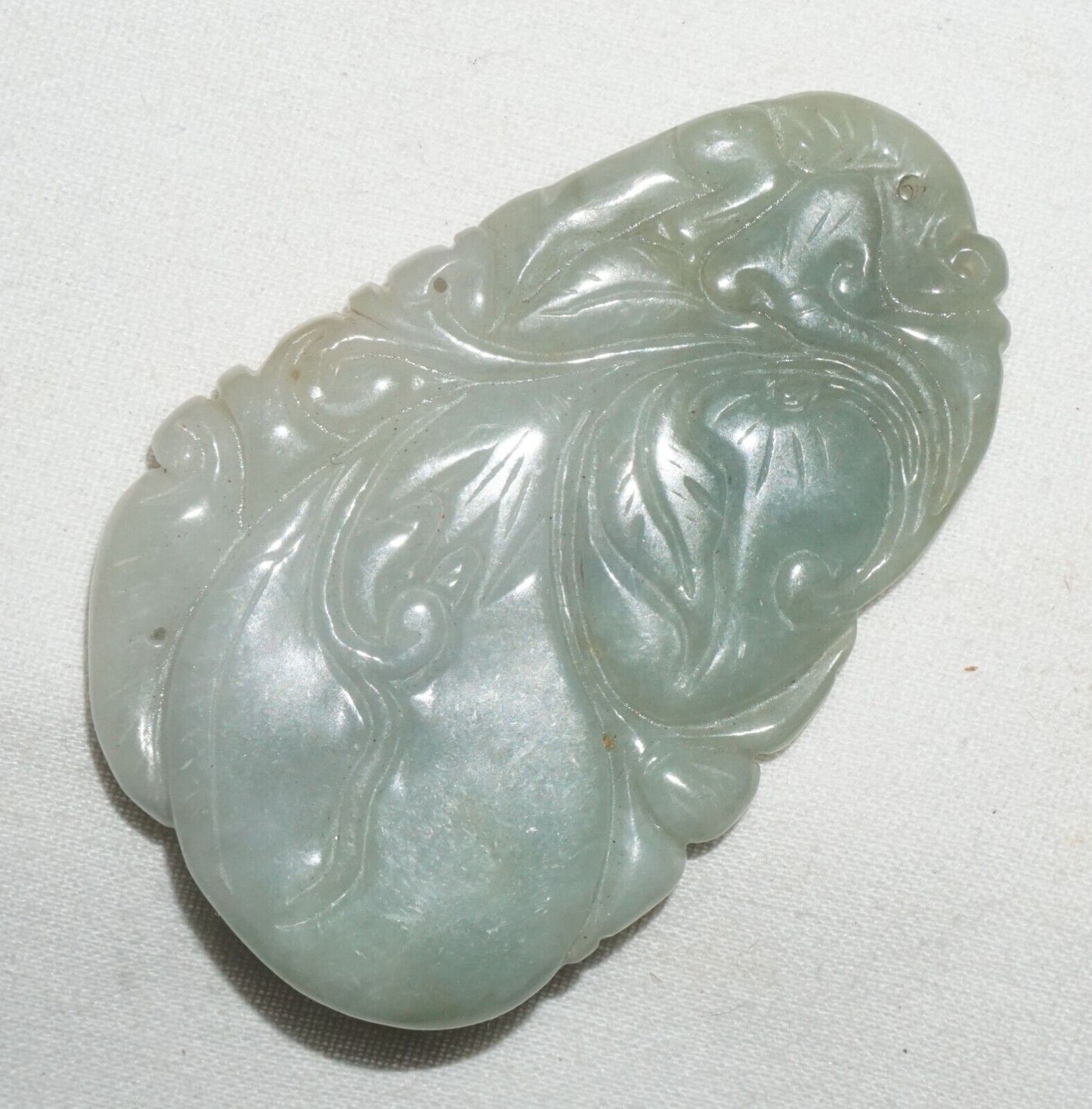 Vintage Chinese Well Carved Jadeite Jade Pendant Peach Feline & Toad Motif (***)