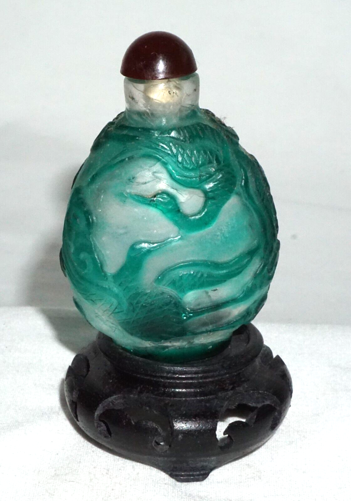 Vintage Chinese Green Overlay Glass Snuff Bottle w. Crane Motif (LLA) IC