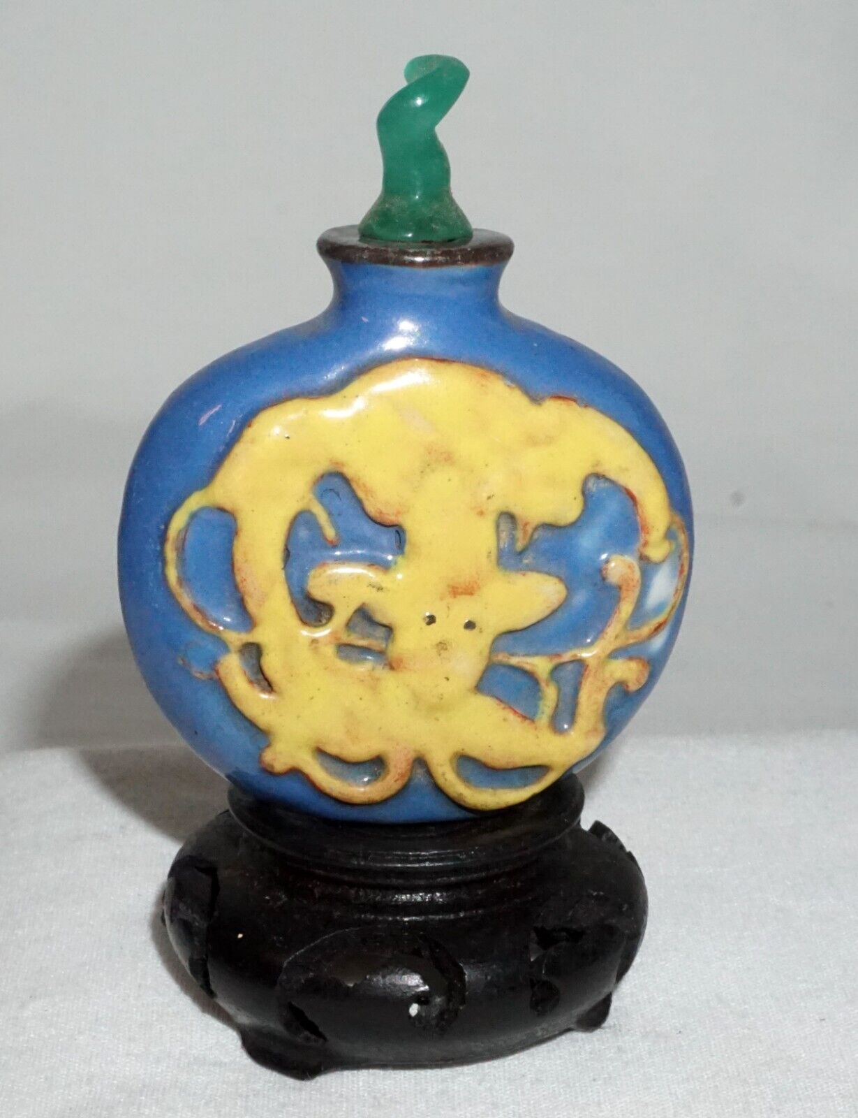 Vintage Chinese Blue Ground Porcelain Relief Dragon Motif Snuff Bottle (LLA) IC