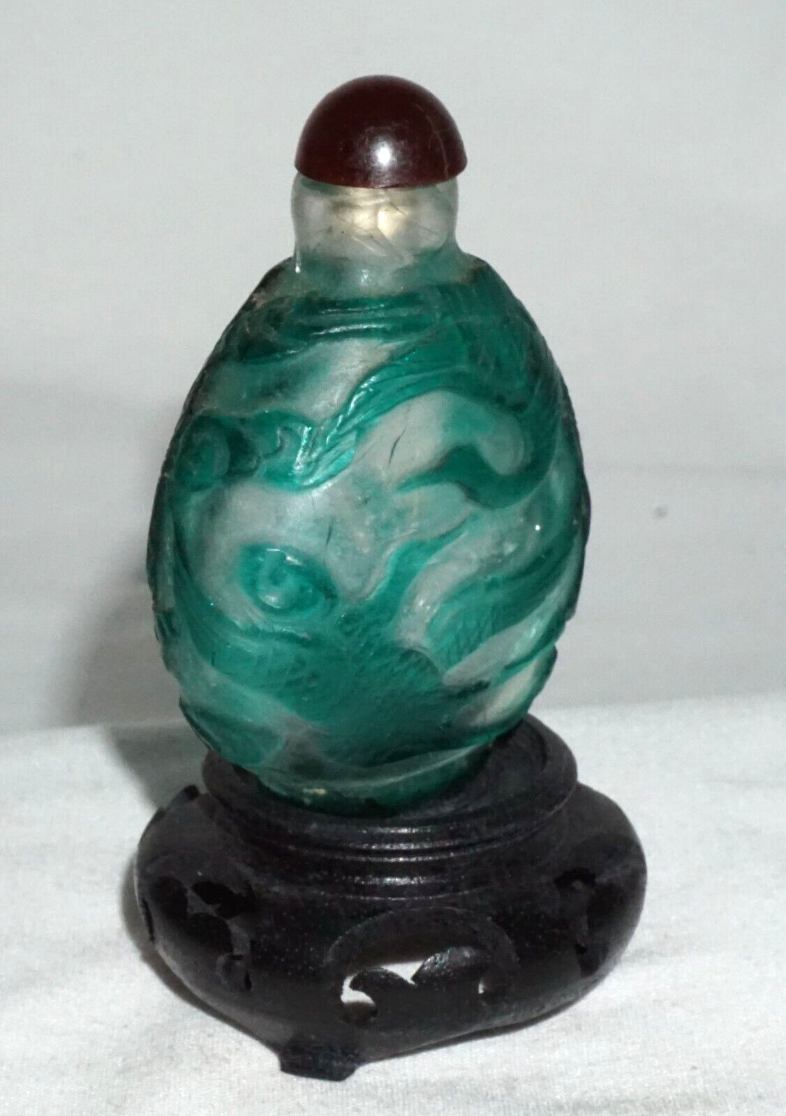 Vintage Chinese Green Overlay Glass Snuff Bottle w. Crane Motif (LLA) IC