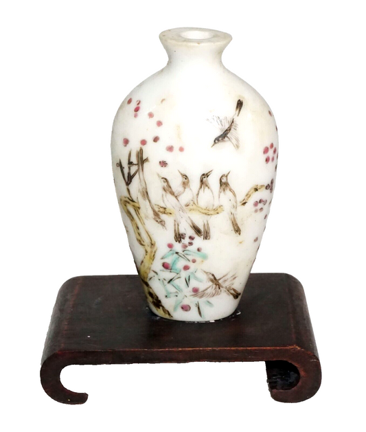 Antique Chinese Porcelain Snuff Bottle Birds on Branch Motif in Enamels (Kai)