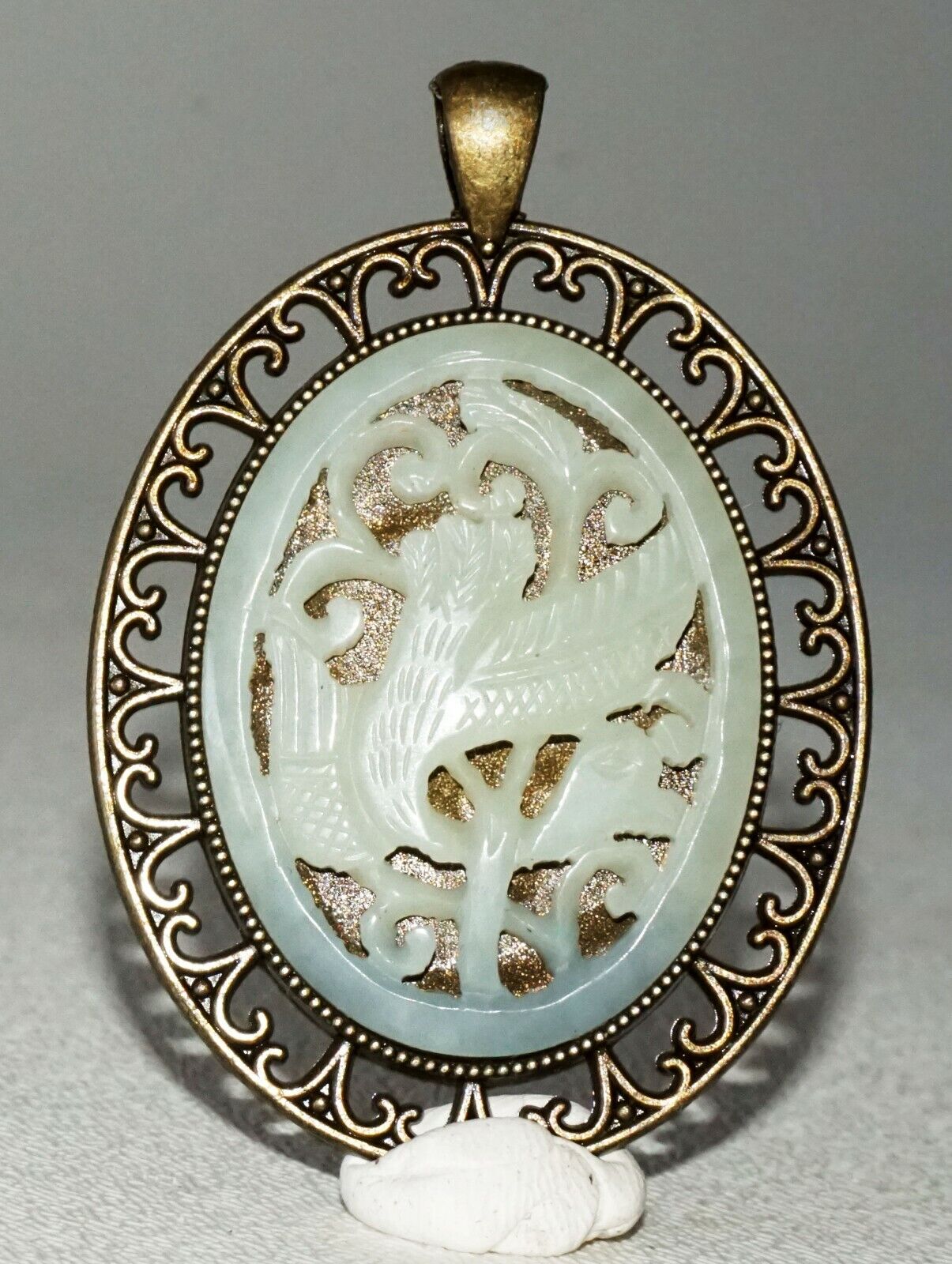 20C Chinese Pierced Oval Pendant set w. Pierced Jade Plaque Phoenix Motif (***)