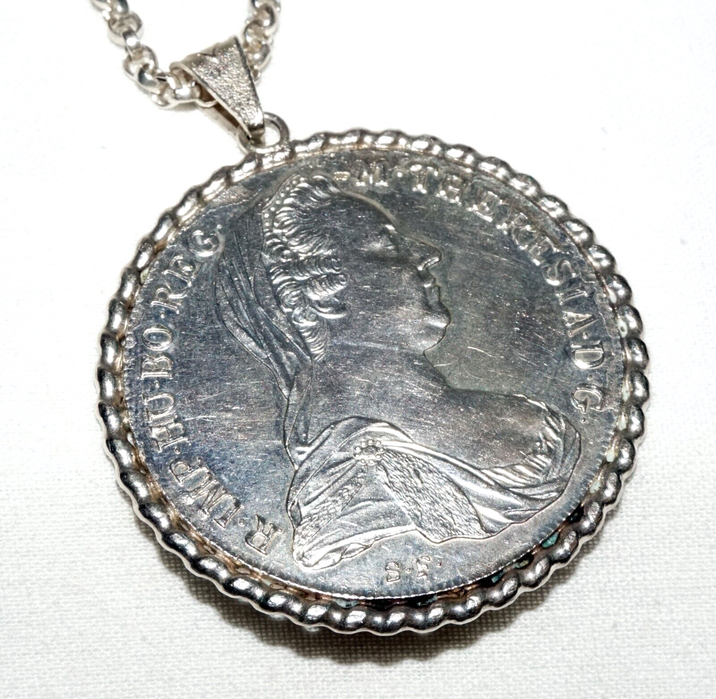 Vintage Egyptian Silver Necklace w. 1780 Austrian Silver Coin Pendant (KoS) L9