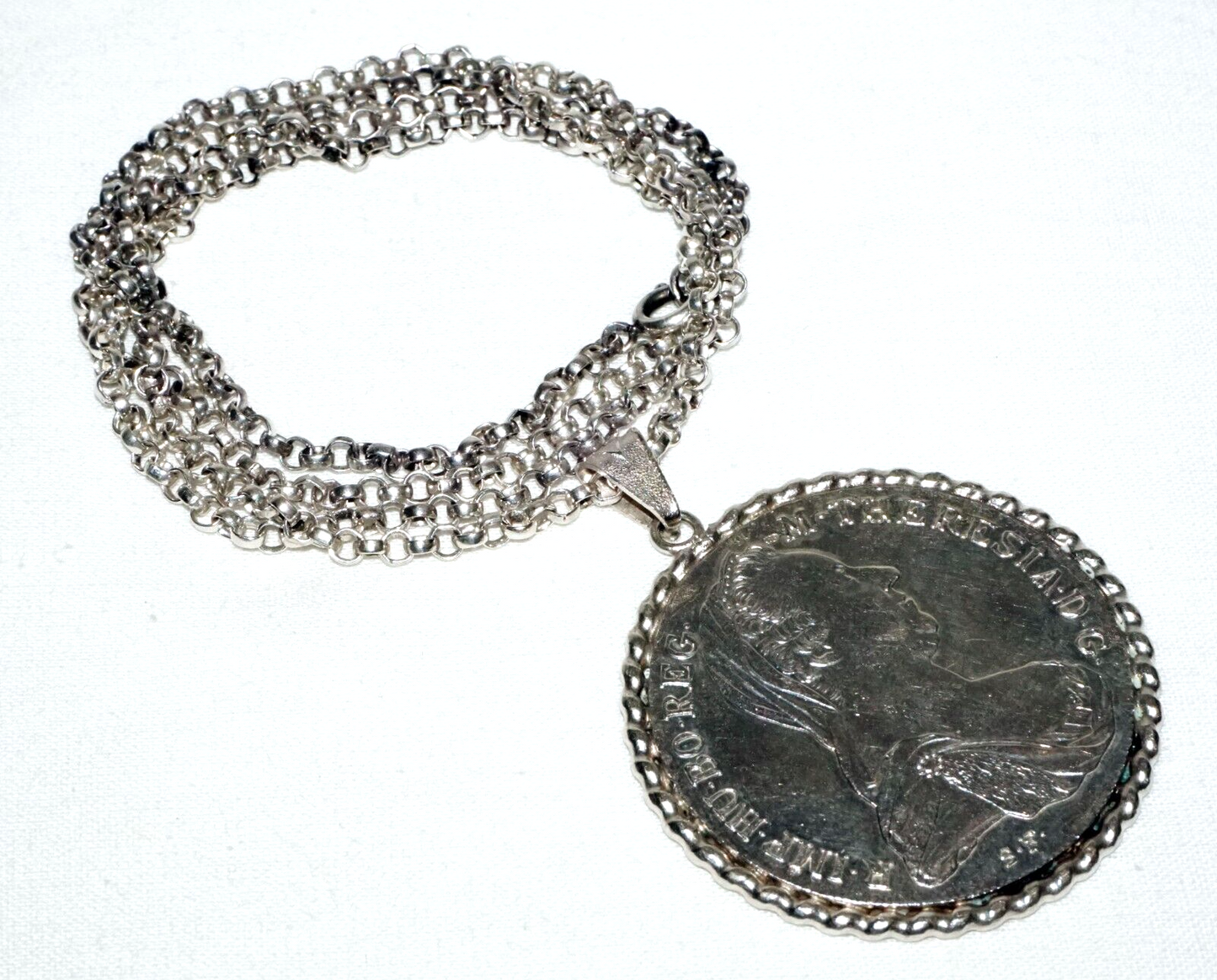 Vintage Egyptian Silver Necklace w. 1780 Austrian Silver Coin Pendant (KoS) L9