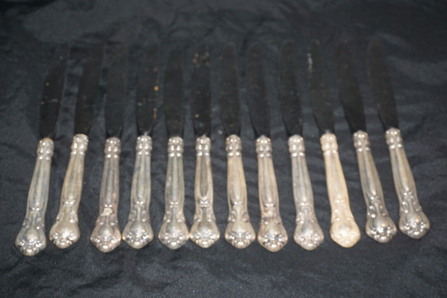 12Pc American Sterling Silver Dinner Knives 9 1/8"- Gorham Chantilly 1895 (ChB)