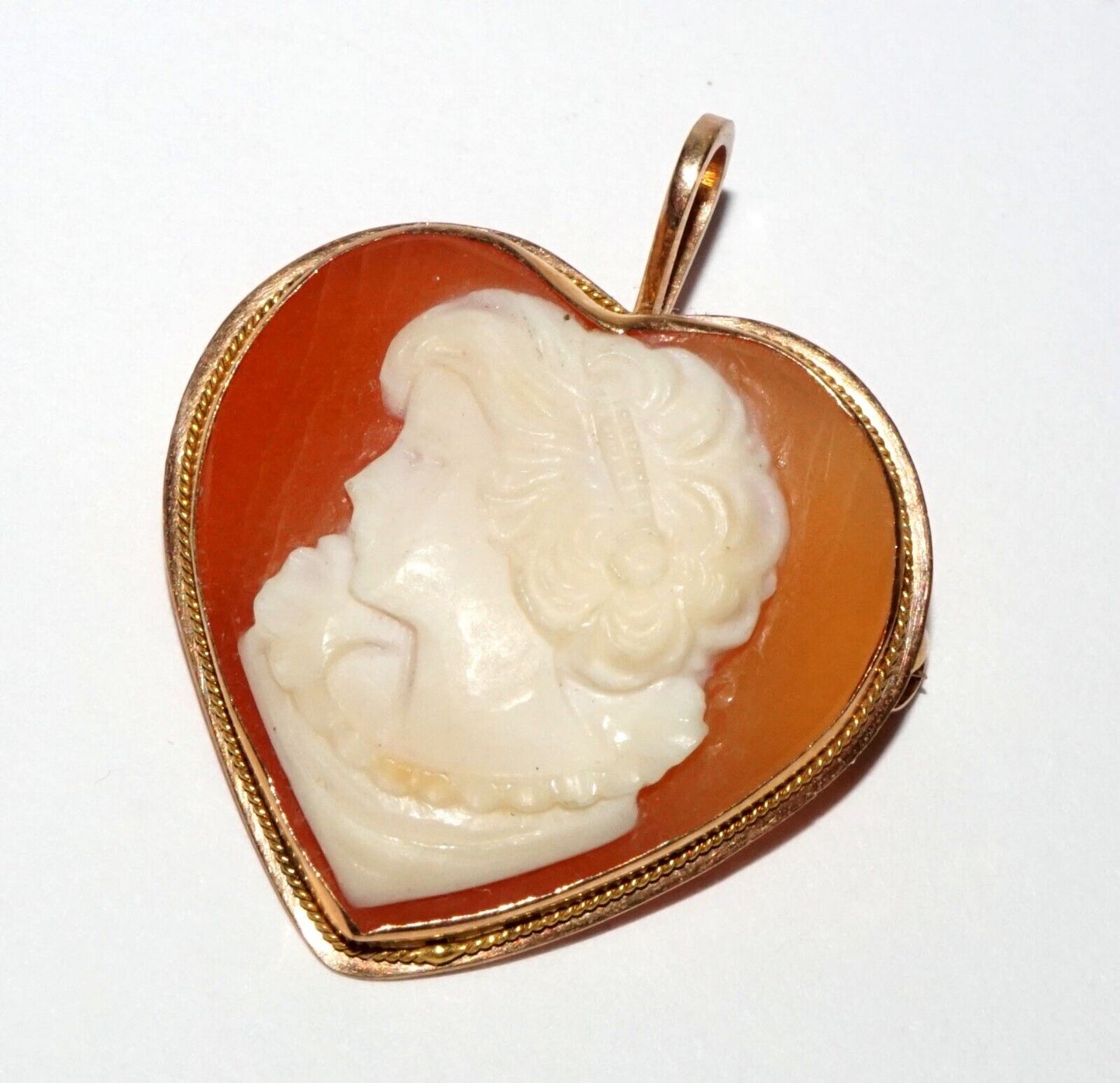 Vintage Italy 14k Yellow Gold Heart Pendant Shell Cameo Beautiful Woman (LeL)