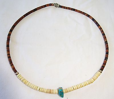 4x Indigenous American Necklaces w. Silver, Shell & Turquoise (Coc)