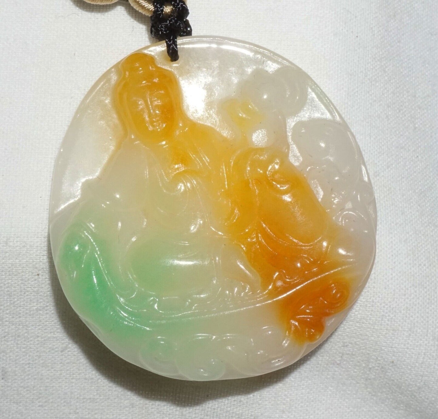 Vintage Chinese Semi Translucent Jadeite Jade Pendant w. Seated Kwan Yin (---)