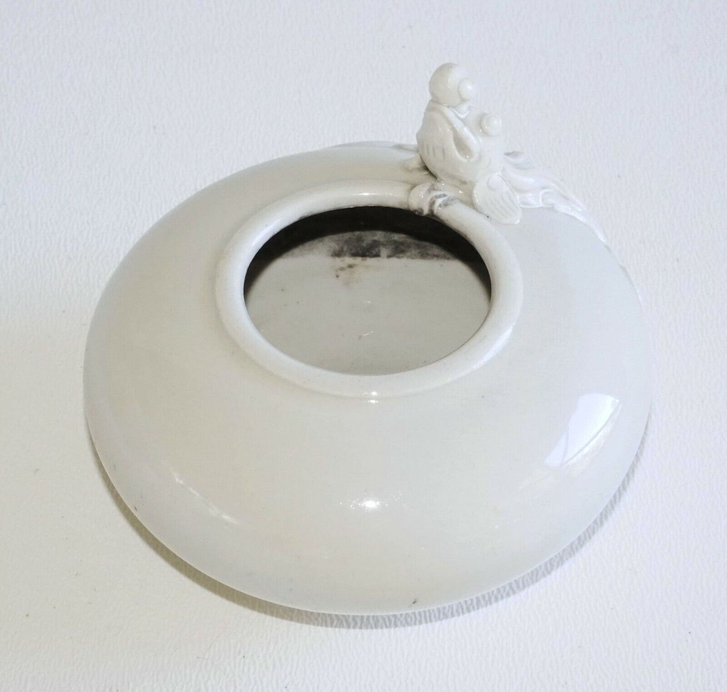 Chinese Qing White Porcelain Brush Washer w. Applied Dragon Motif (AHB) IC