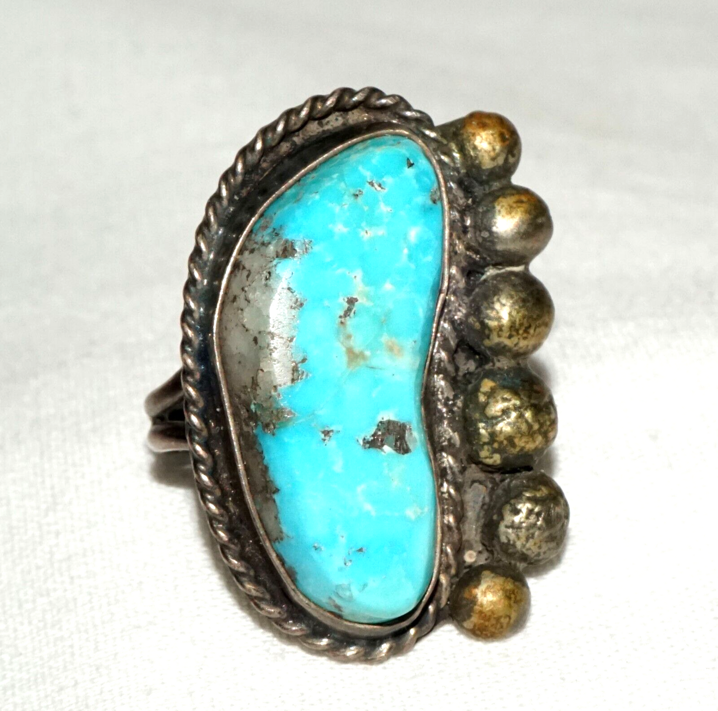 Vintage S.W. Silver Ring Sz.5 w. Attractive Turquoise Accent (LeS)L18