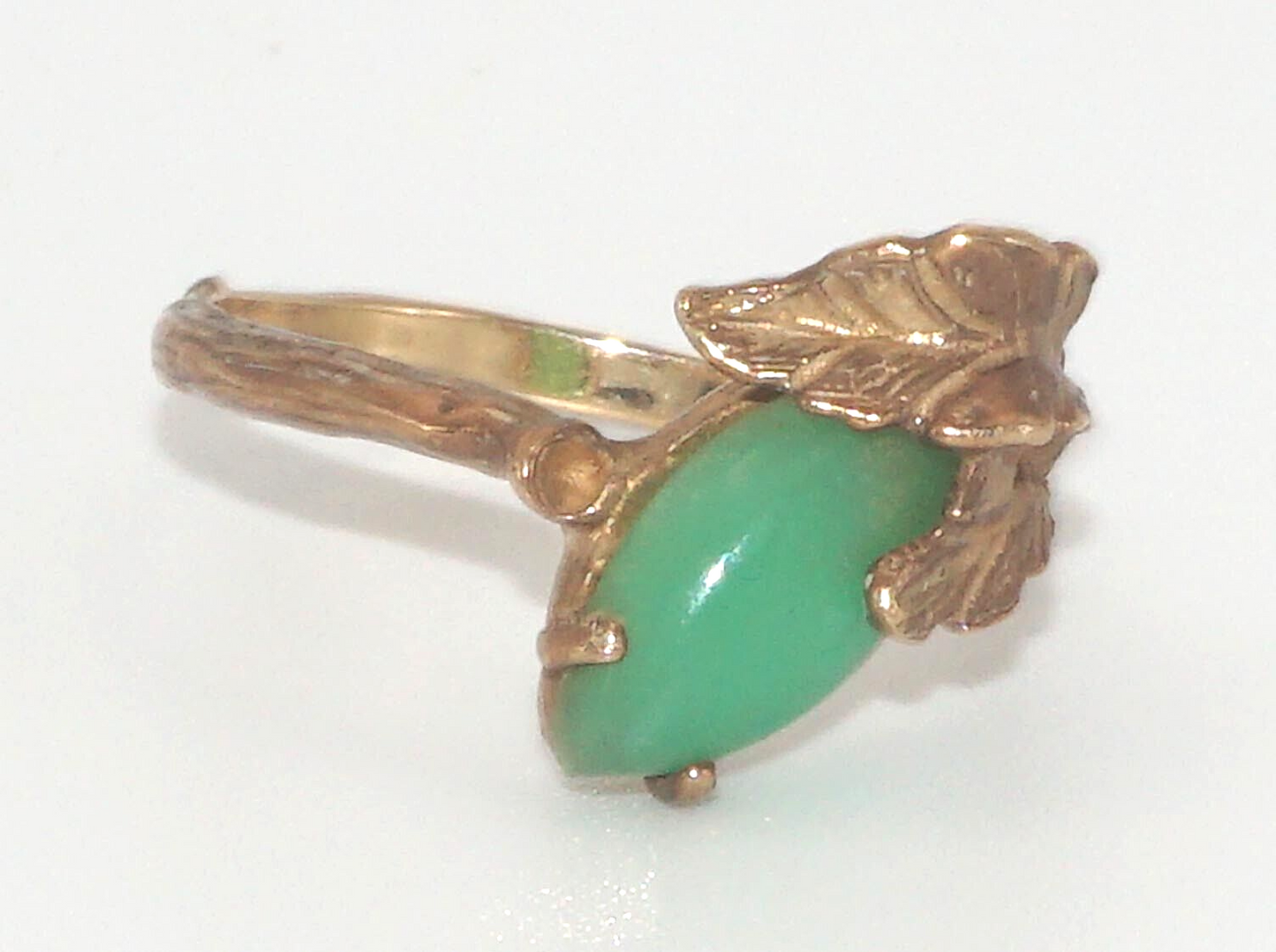 Vintage 10k Yellow Leaf Motif Ring Sz. 6 1/2 w Nephrite Jade Cabochon (NeW)