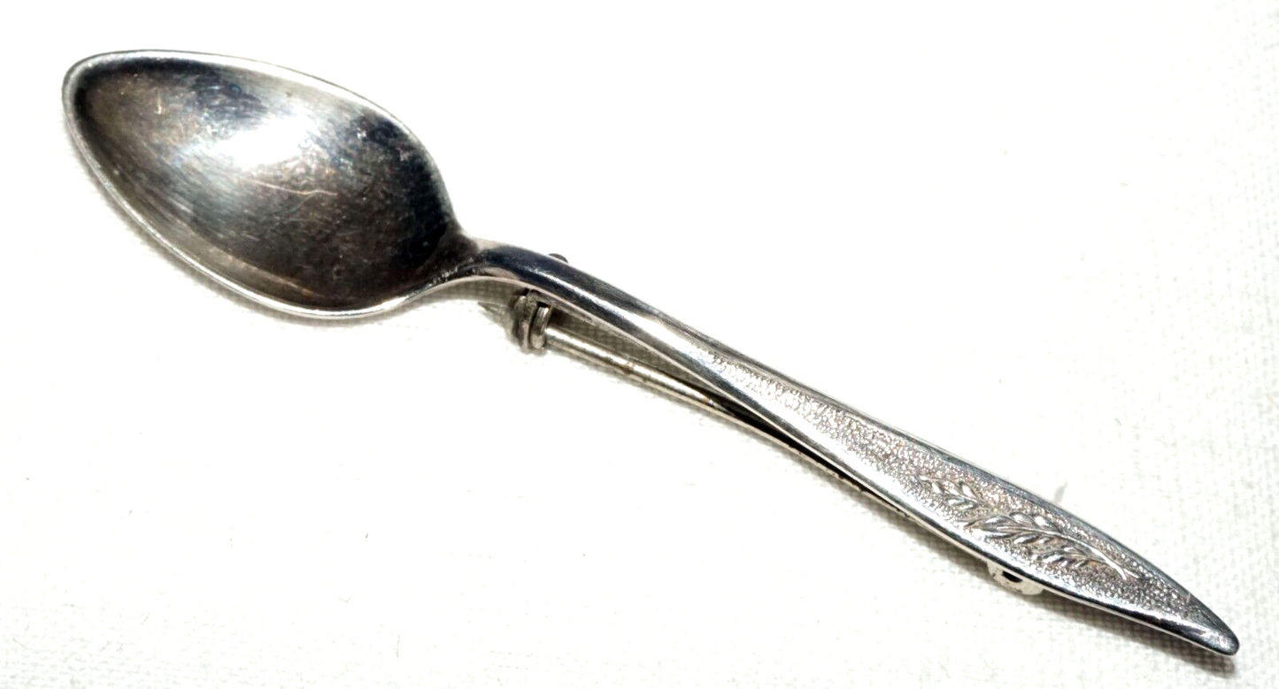 Vintage US Sterling Silver Mini Spoon set as a Brooch Pin (PiC)