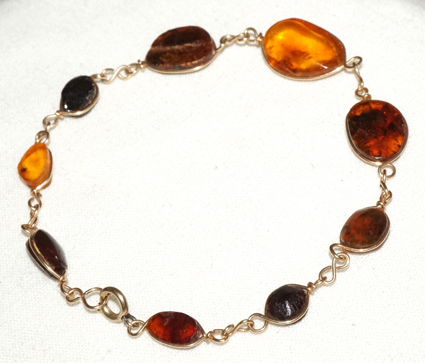 Vintage Gold Plated Link Bracelet w. 9x Wire Mounted Amber Accents (KoS) L15