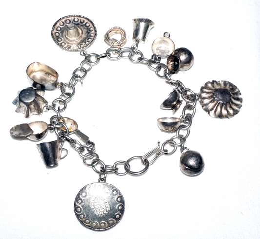 Vintage Mexican Sterling Silver Bracelet w. 15x Kitchen Motifs Charms (PiC)