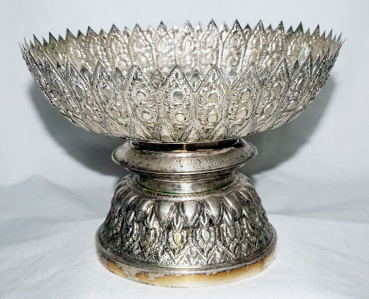 Vintage South East Asian Silver Alloy Footed Bowl w. Relief Motifs (UVi)#7