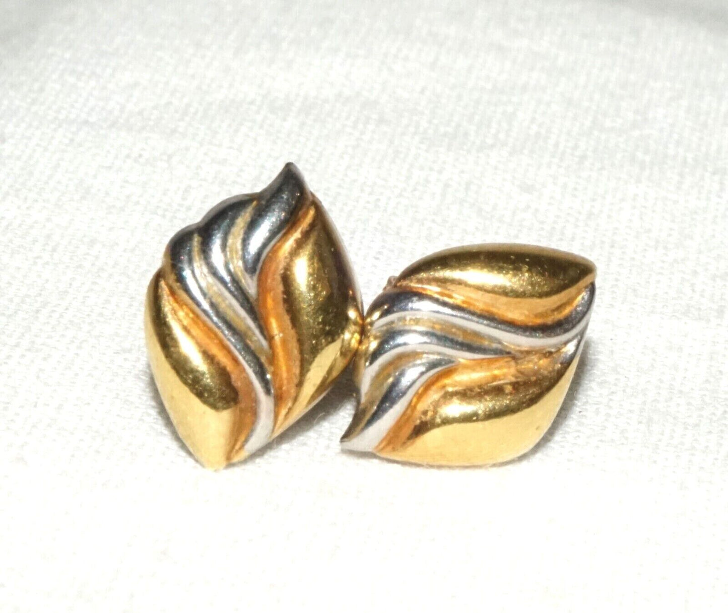 Vintage 14k Yellow & White Gold Wave Design Stud Earrings (YRa)