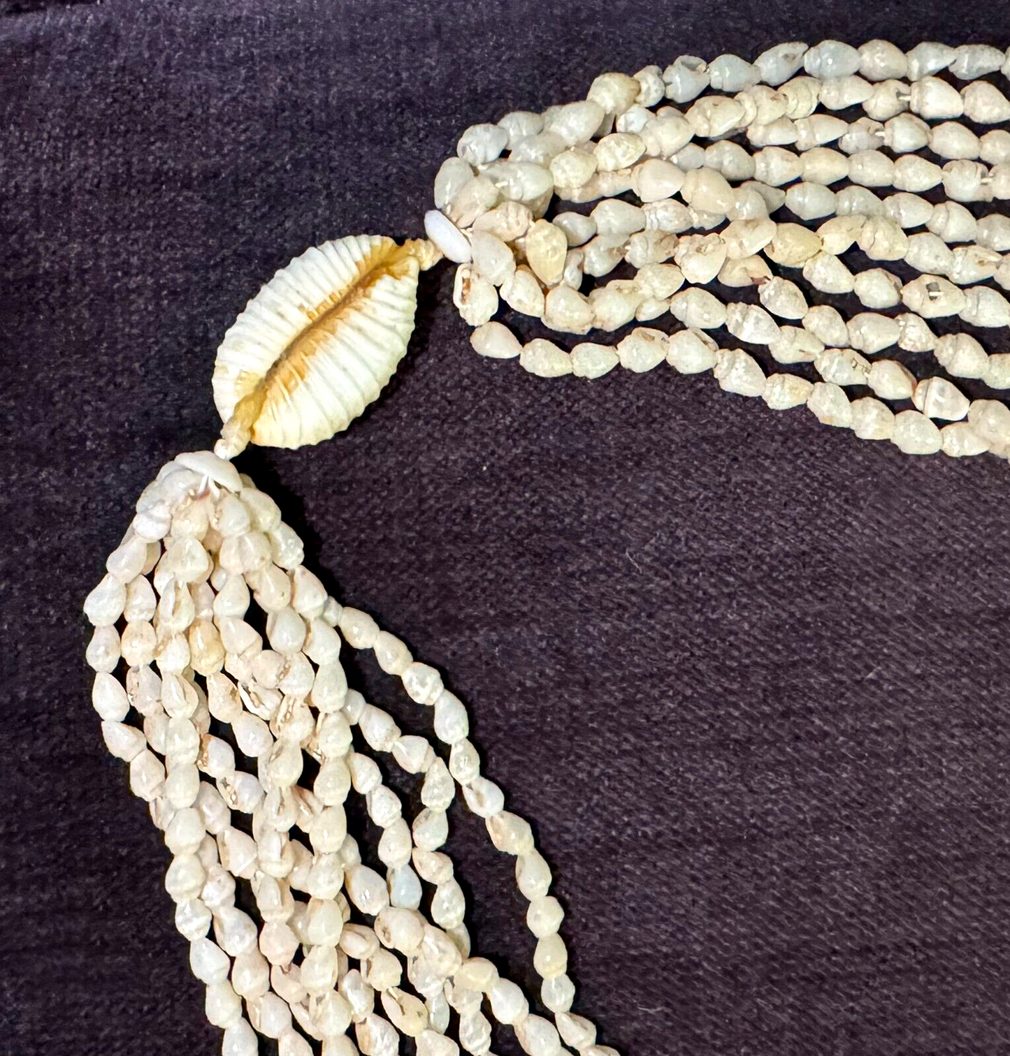 Vintage Hawaii 10x Single Strand 46" Niihau Shell Necklace (ELF)