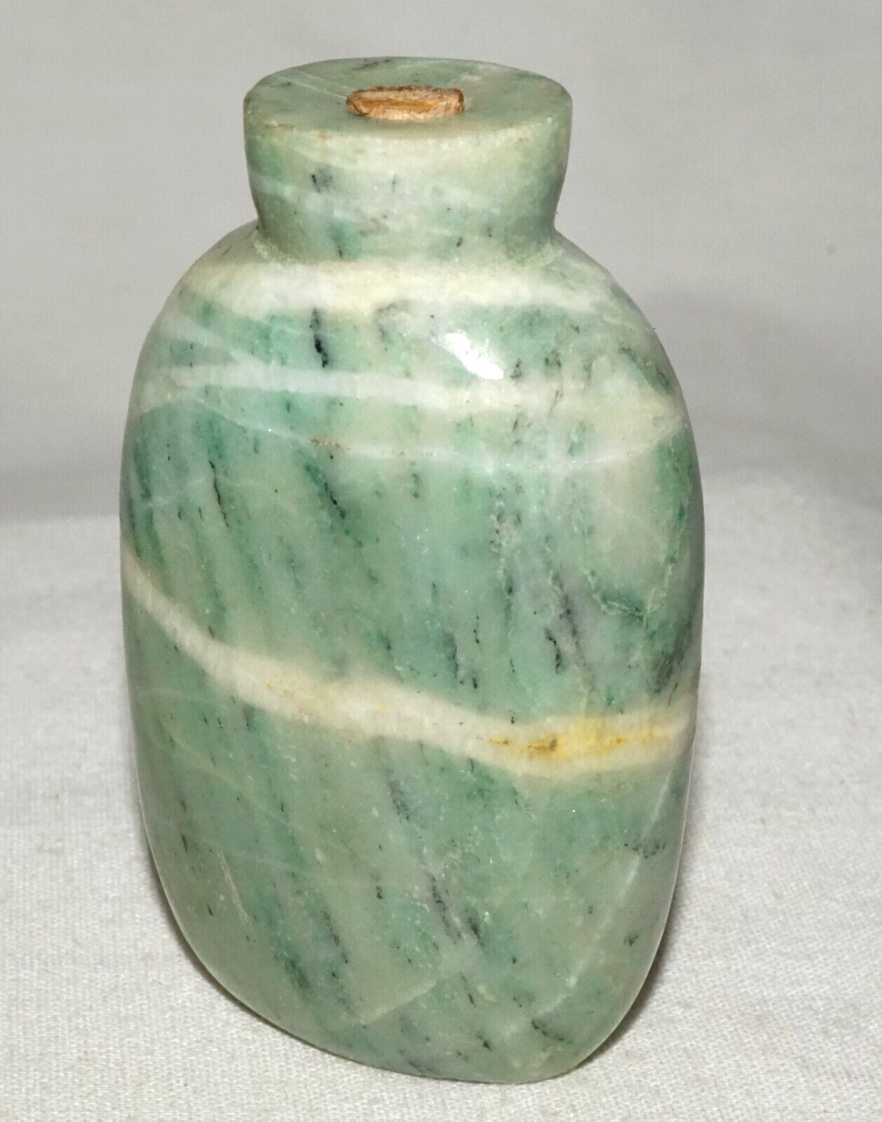 Vintage Chinese Striated Green & White Jadeite Jade Snuff Bottle (LeS)