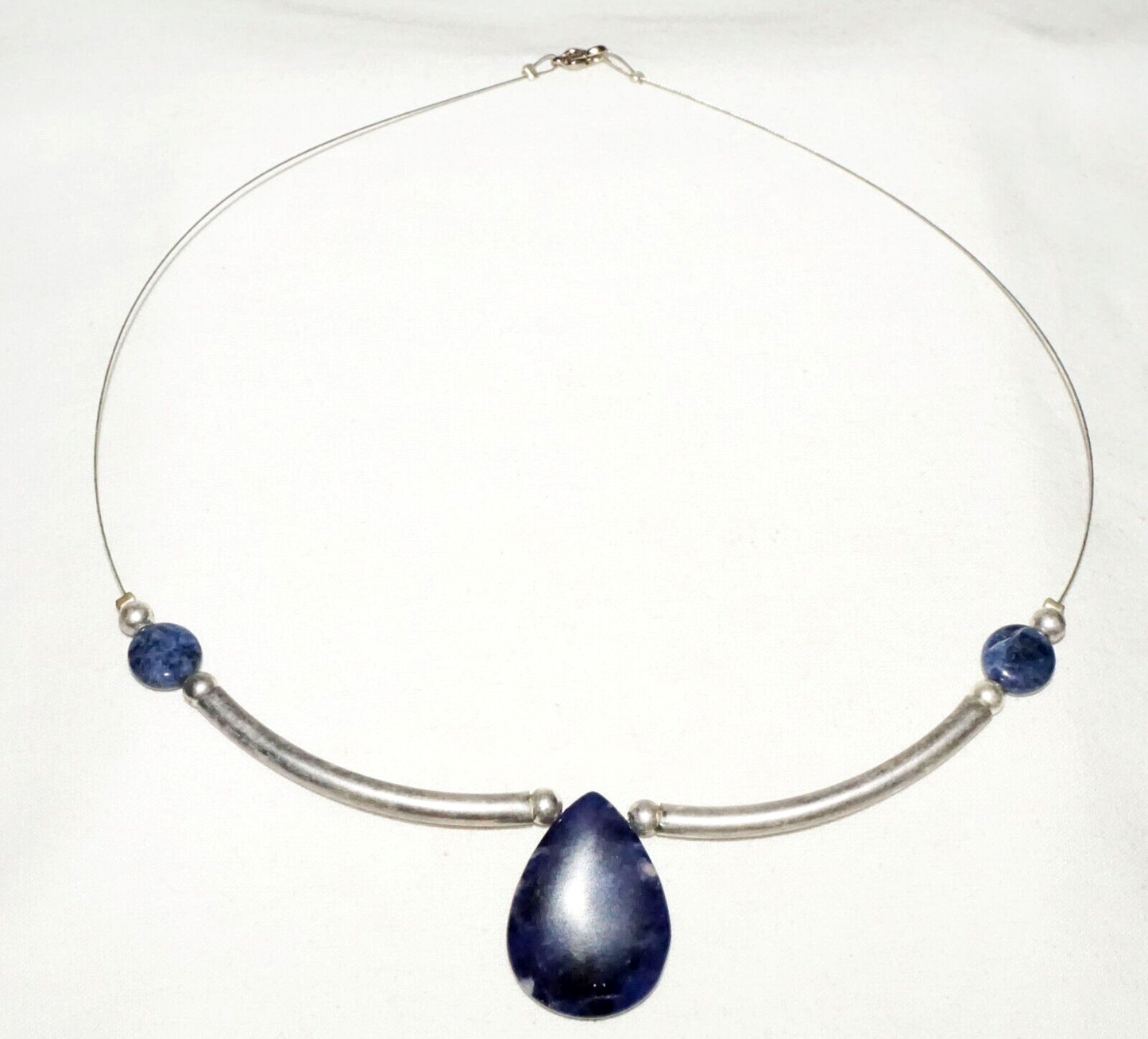 Vintage US Silver Necklace w. 3x Sodalite Bead Accents (KiL)