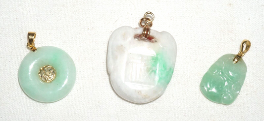 3Pc Vintage Chinese Miniature Jadeite Jade Carved Pendants Lot (***)