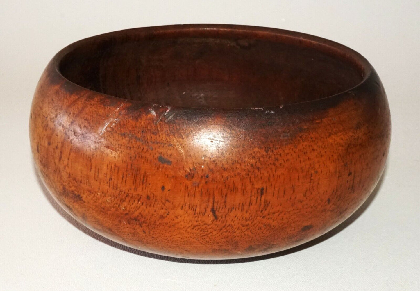 Vintage Hawaii Small Calabash Milo Wood Bowl (GoD) B5