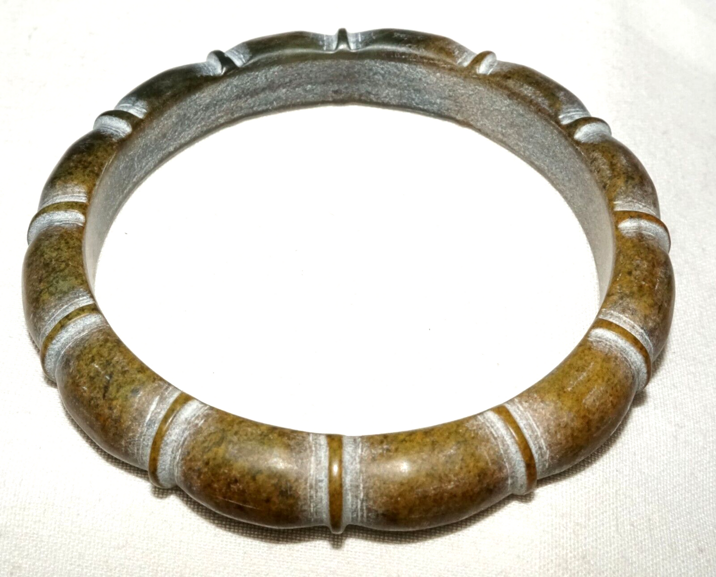 Vintage Chinese Steatite Carved Bangle Bracelet (InS)#L3