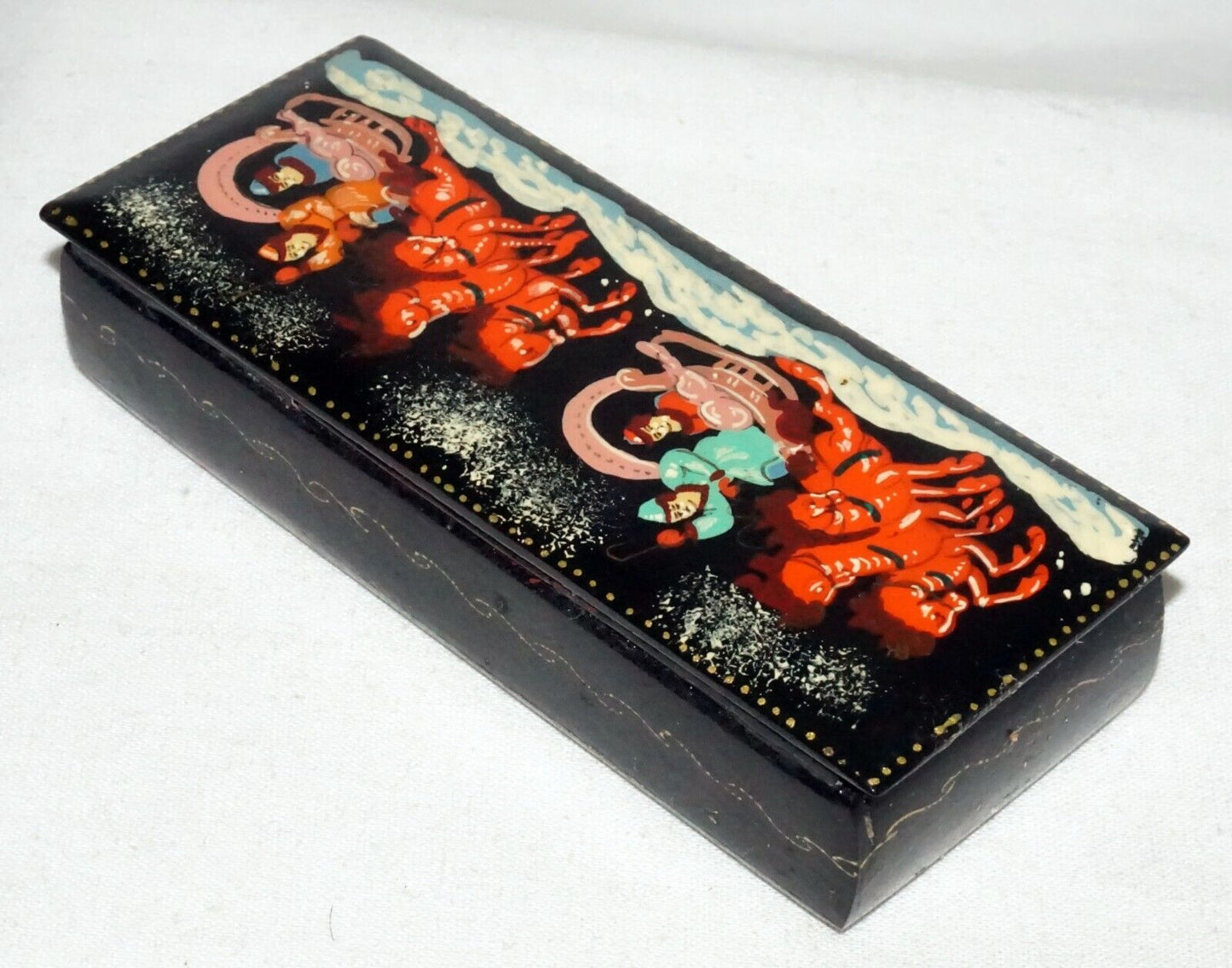 Vintage Russian Lacquer Box Two Horse Drawn Sleighs & Figures signed (AHB)