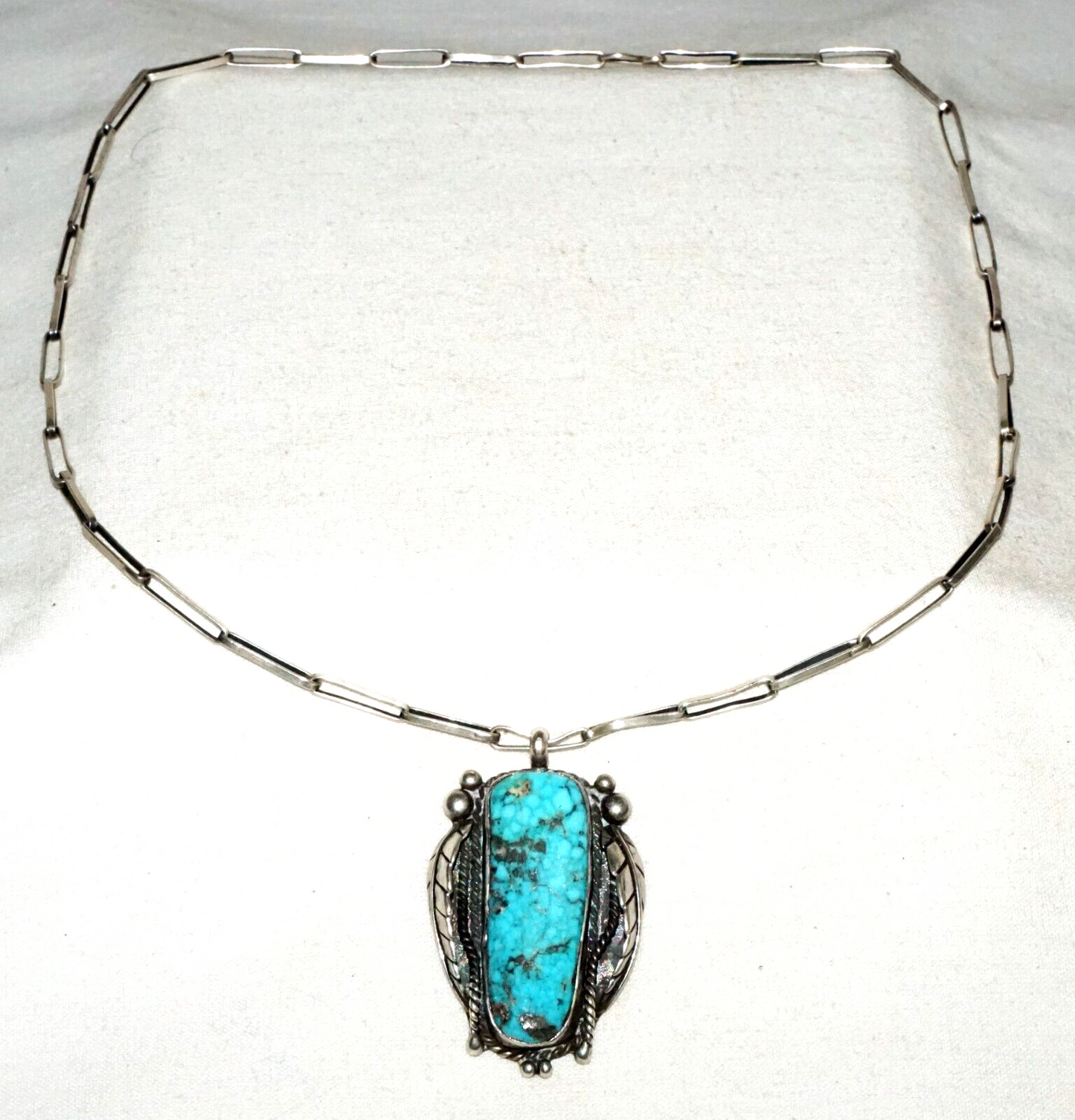 Vintage S.W. US Sterling Silver Necklace & Pendant set w. Turquoise Accent (BeM)