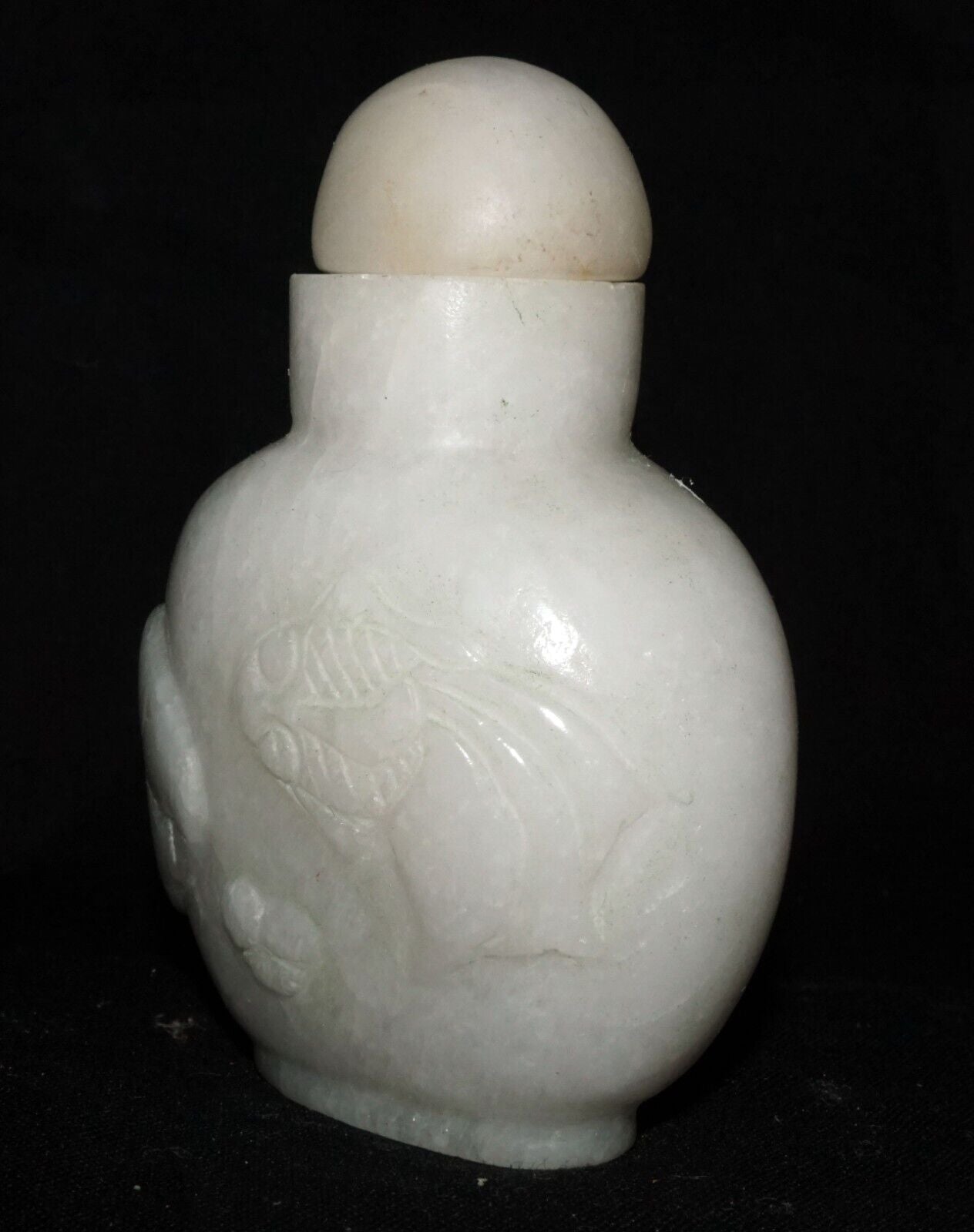 Vintage Chinese White Jadeite Jade Carved Snuff Bottle w Goldfish Motif(LeS) G11