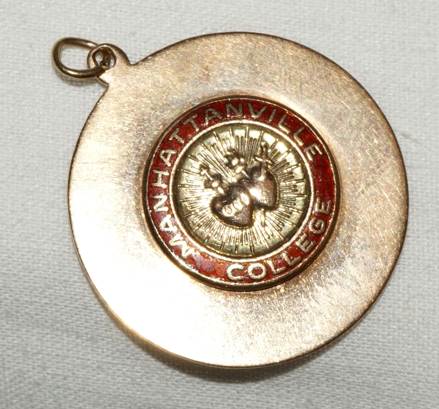 Vintage US 14k Y. Gold & Enamel Pendant Manhattenville Georgetown College (MuS)