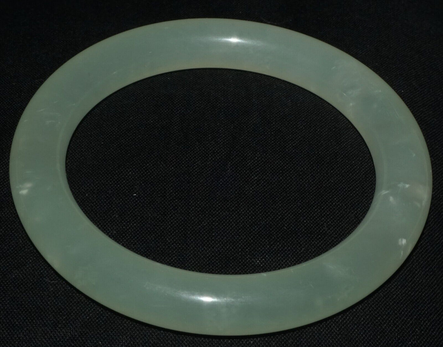 Vintage Chinese Semi Translucent Pale Green Glass Bangle Bracelet (LeS) B64