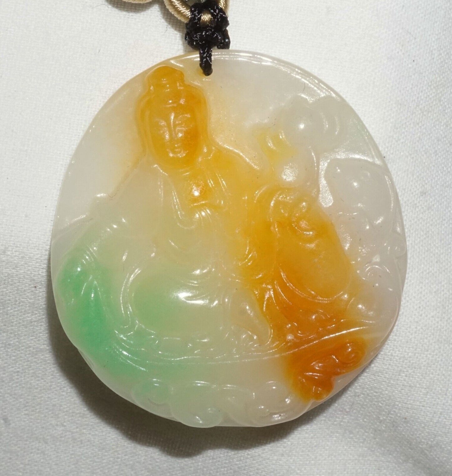 Vintage Chinese Semi Translucent Jadeite Jade Pendant w. Seated Kwan Yin (---)