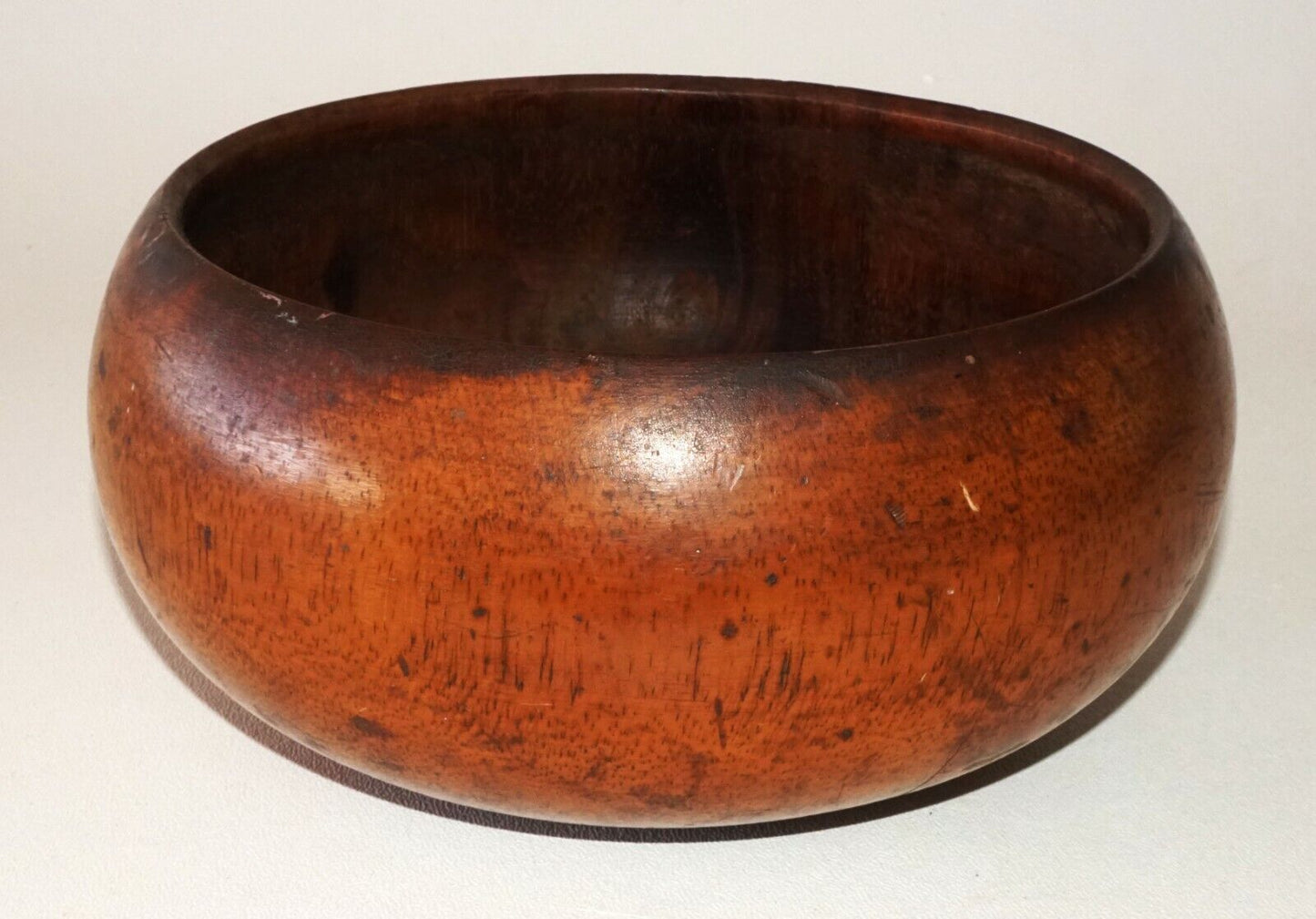 Vintage Hawaii Small Calabash Milo Wood Bowl (GoD) B5