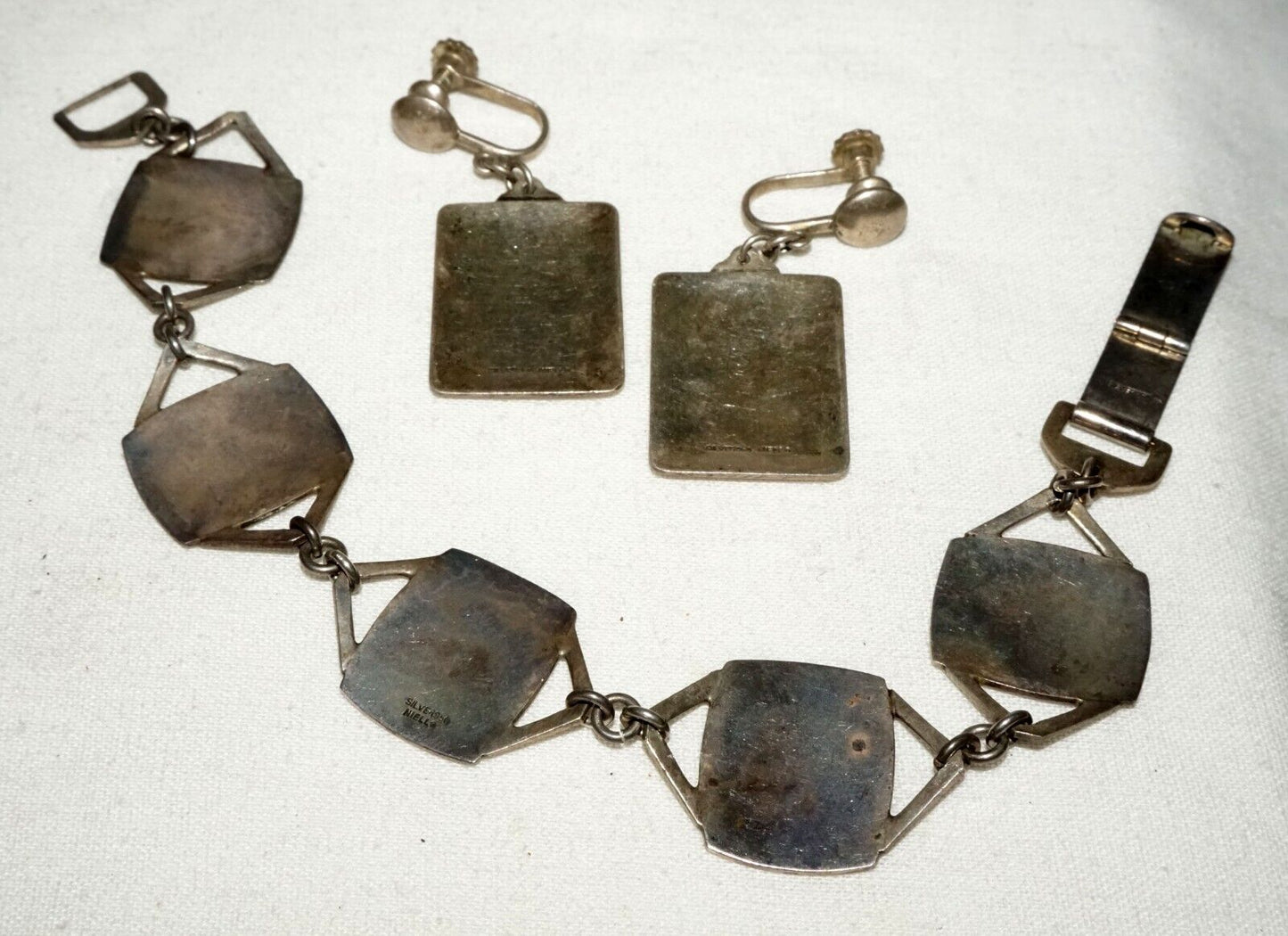 3Pc Thai 950 Silver Niello Ware Bracelet & Earrings w Auspicious Characters (TuD