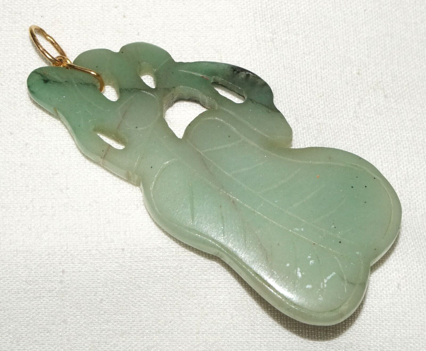 Vintage Chinese Green Jade Leaf Motif Pendant w. 14k Y. Gold Bail (LeS)L20