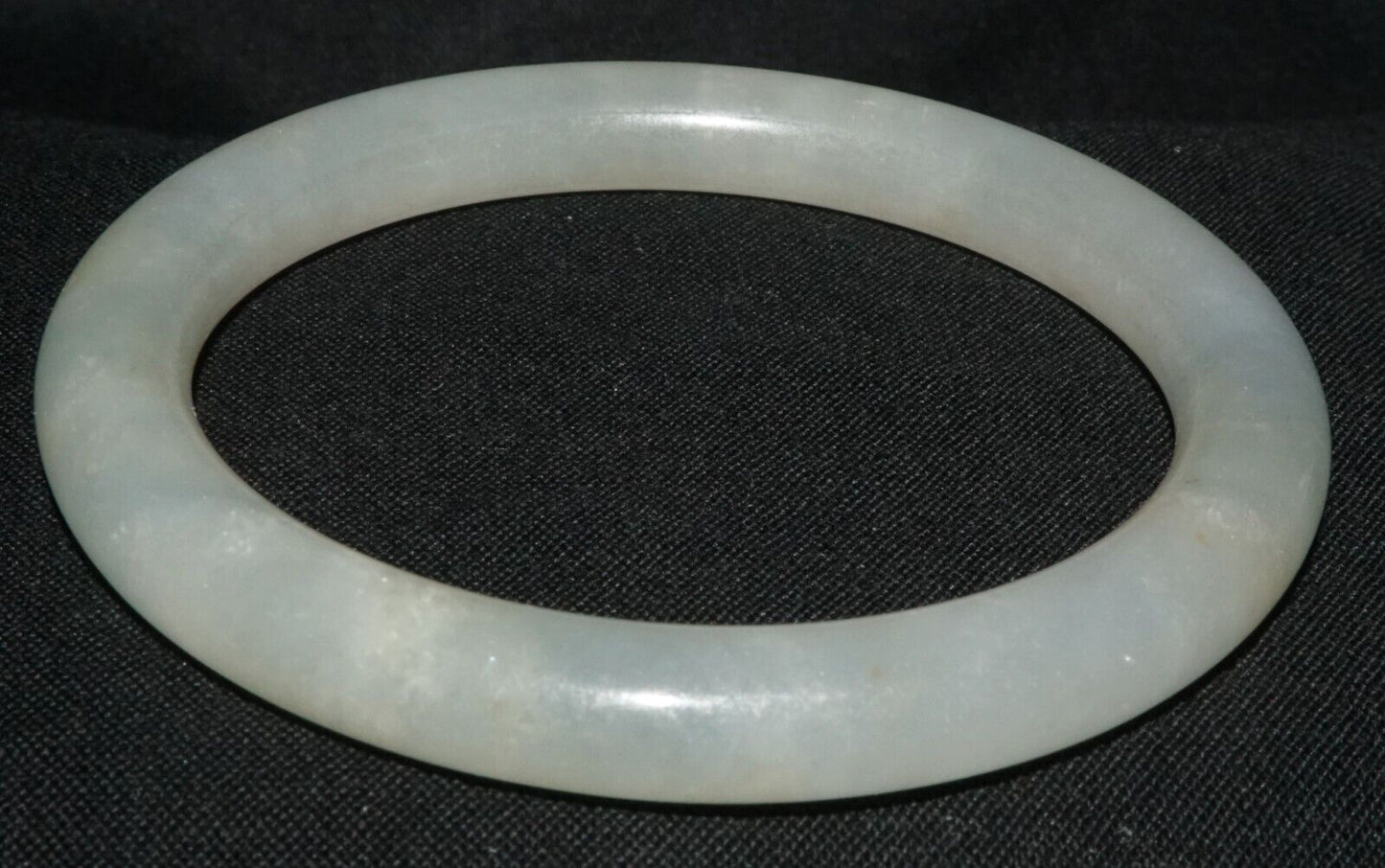 Vintage Chinese Gray Green Off White Jadeite Jade Bangle Bracelet (LeS) B40